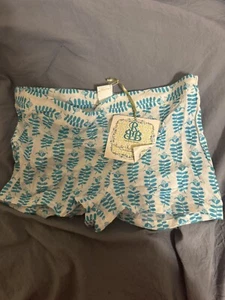 Right Bank Babies Girls White & Teal Reversible Linen Floral Vine Shorts; 5T - Picture 1 of 8