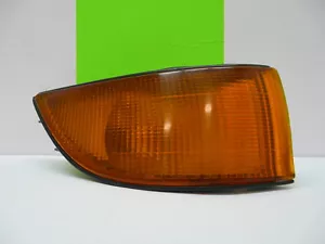 Flashing light right Mitsubishi Colt C50 88-92 Lancer C6 C7 indicator flashing light - Picture 1 of 4