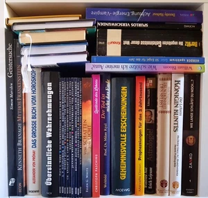 32x Esoterik Übersinnliches Astrologie Bücher Sammlung Mysterien Paket Regalfach - Foto 1 di 4