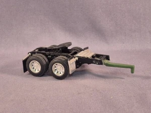 John Deere Semi Trailer Truck Convertor Dolly Green Diecast Metal 1:64 - Picture 1 of 7