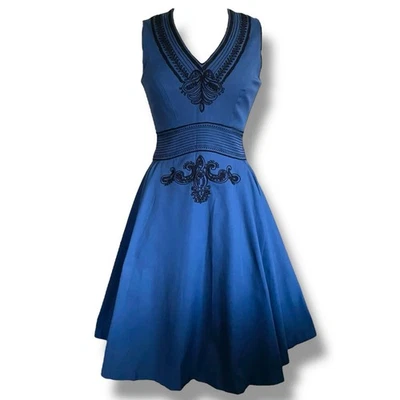 Vestido Badgley Mischka para mujer talla 2 negro bordado soutache calce y acampanado Foto 1 de 4