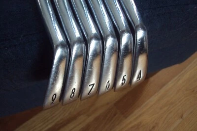 Hierros forjados Miura MG edición especial MB-5002 4-9 (sin PW) NS Pro 950GH reg -1/4" Foto 1 de 4