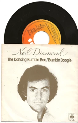 NEIL DIAMOND THE DANCING BUMBLE BEE RARE 1978 SINGLE FROM GERMANY MINT - Image 1 of 2