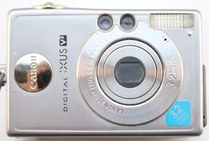 Canon IXUS V3 3.2MP Compact Digital Camera Silver FOR PARTS OR NOT WORKING! - Picture 1 of 9