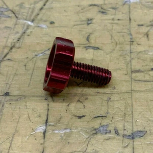 Leili Elektro Enduro Ersatz M5 Panel / Batteriekasten Schraube (rot eloxiert) - Bild 1 von 3