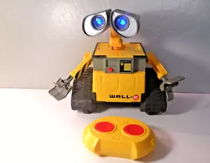 Disney Pixar Ciao Wall-E Telecomando Robot Luci Suono e Telecomando 2020 Mattel - Foto 1 di 7
