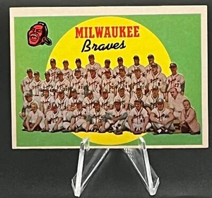 Tarjeta del equipo 1959 Topps Baseball #419 Milawaukee Braves - casi como nueva - Imagen 1 de 2
