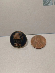 1984 LOS ANGELES - IBM - OLYMPIC LOGO LAPEL HAT PIN - Bild 1 von 2