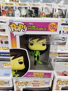 Funko Pop! Disney Shego #1582 con protector - Imagen 1 de 6