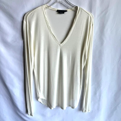 Модальный топ Ralph Lauren Black Label размер M кремовый с v-образным вырезом цвет слоновой кости цвет белый - Изображение 1 из 4