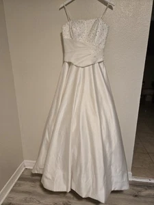 COSMOBELLA Wedding Dress Sz 10 Corset Lacing Adjustable Straps Rhinestones - Picture 1 of 11