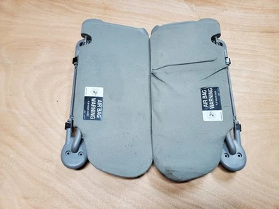 2000-2005 Buick Lesabre Gray Sun Visor Left Right Set Lights Vanity Mirror OEM Foto 1 de 4