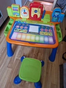 VTech  3-​in-​1 Magi­scher Spieltisch Kinder Lesen Kreativität Musik Malen - Bild 1 von 5