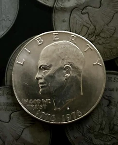 1776-1976 Bicentennial Eisenhower  Dollar-Circulated Good Condition With Error - Picture 1 of 3