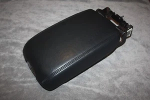 2010-2016 Cadillac SRX Front Center Console Lid Armrest Arm Rest Black Leather - Picture 1 of 6