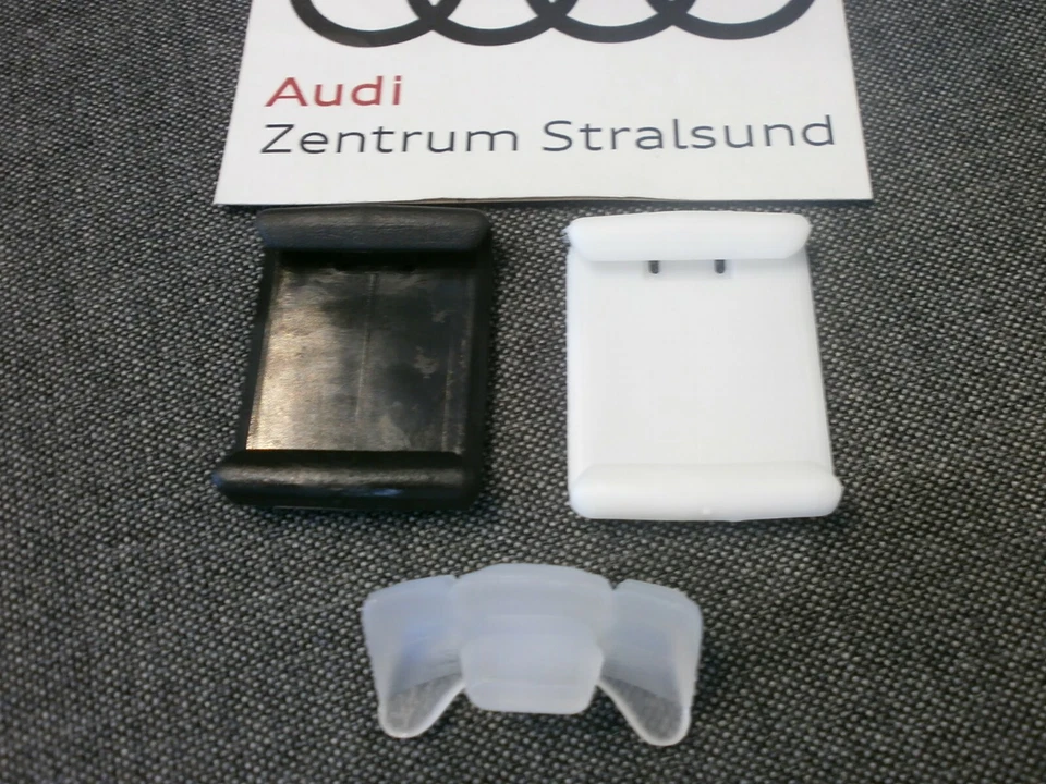 Original Audi - A80,Cabrio,A100,A4,A6,Coupe,Cabrio,V8 / SET Gleitstücke Sitz - Bild 1 von 1