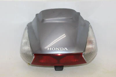 Luz de freno trasera Honda Silver Wing 600 FSC600 2007 con carenado Foto 1 de 4