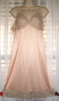 DE COLECCIÓN TOCADOR BUSTO JUSTO 36 CHAMPÁN SATINADO ENCAJE DESLIZAMIENTO COMPLETO ~ FORRO DE GASA ~ NO ADHESIVO ~ Foto 1 de 4