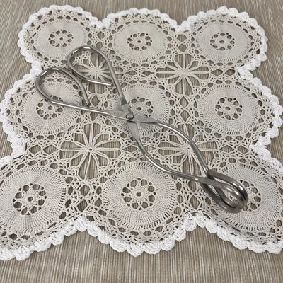 EKCO 8" Stainless Steel Kitchen Tongs Grippers Straight Scissor Type Vintage - Image 1 of 3