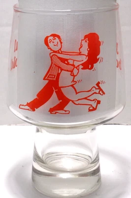 De Colección Rojo Gráficos Barra Vidrio MCM Pareja Bailarina Novedad Dicho Foto 1 de 4