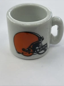 Mini taza de café vintage de la NFL Cleveland Browns 1,25" miniatura coleccionable - Imagen 1 de 3