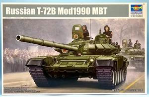 Trumpeter 05564 1/35 Russian T-72B Mod1990 MBT Brand New Complete Kit - Foto 1 di 2
