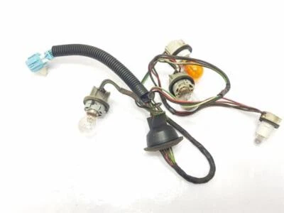 Honda CR-V 2006 soporte de bombilla trasera lado del pasajero derecho 5 puertas Estate  Foto 1 de 4