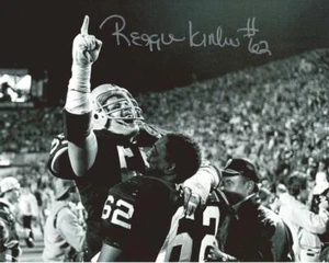 Reggie Kinlaw handsigniert 8x10 - Umarmung - Bild 1 von 1