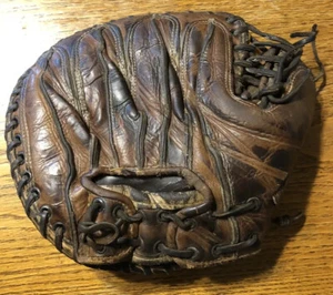 VINTAGE MICKEY OWEN GRIP STREAMLINED CATCHERS MITT - Picture 1 of 8