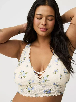 Torrid Plus Size 4X Cream Flora Lightly Lined Simply Lace XO Front Bralette - Image 1 of 4