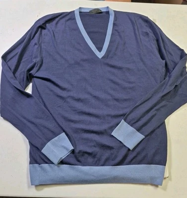 Prada Milano 100% Wool V Neck Top Mens Size 50 Lg - Image 1 of 4
