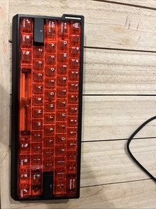 Woding 60hd Clear Red 60% Keyboard - Afbeelding 1 van 2