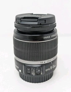 Canon EF-S 18-55mm f/3.5-5.6 IS Zoomobjektiv mit Schutzkappen (ungetestet, sauber) - Bild 1 von 7