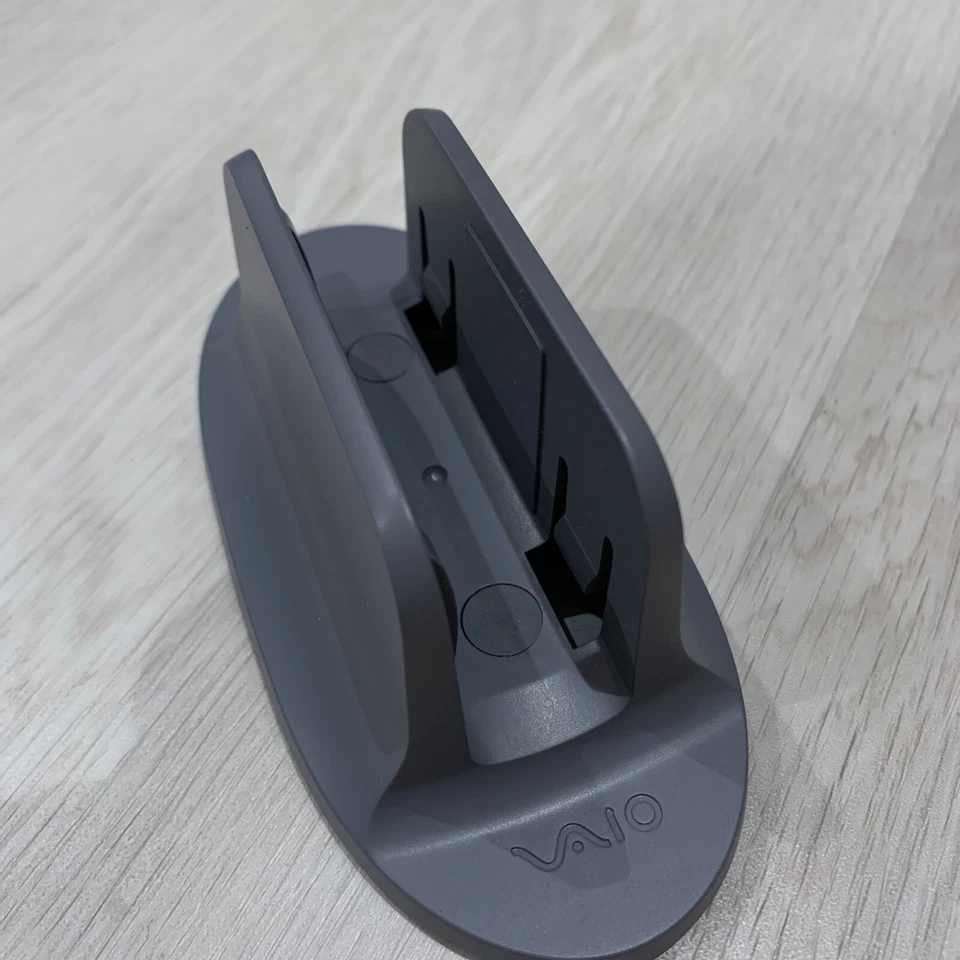 Sony VAIO Laptop Stand - Image 1 of 3