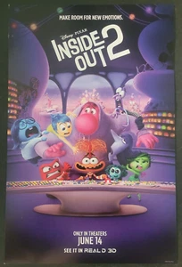 DISNEY PIXAR INSIDE OUT 2 CARTONCINO POSTER FILM PROMO ORIGINALE 11x17 INUTILIZZATO - Foto 1 di 1
