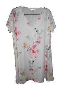 NICE SIZE 2XL WOMEN'S PULLOVER MULTICOLOR V-NECK DRESS WITH POCKETS! - Foto 1 di 4