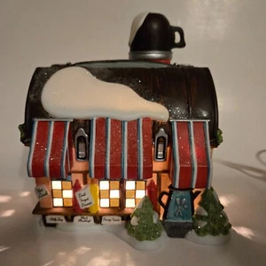 Department 56 The Lunch Box Café North Pole Series #805543 en caja - Imagen 1 de 15