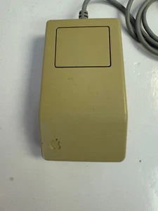 APPLE G5431 DESKTOP BUS MOUSE SLIGHTLY YELLOWED W/WARRANTY - Picture 1 of 4