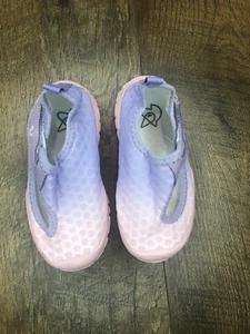 LeIsfIt Toddler Girls Barefoot Shoes Wide Toe Lightweight Slip On Size 7 - Picture 1 of 8
