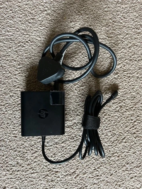 Genuine HP L30757-002 L32392-001 65W USB-C Power Adapter PSU - Image 1 of 1