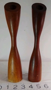 Wooden Set of 2 Candlesticks Scandinavian Style Primitive Candle Holder Vintage - Picture 1 of 18