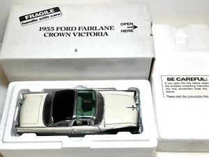 DANBURY MINT 1955 Ford Fairlane Crown Victoria W/BOX BLACK & WHITE 1:24 - Picture 1 of 21