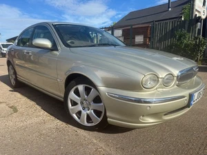 2006 Jaguar X-Type 2.2D SE 4dr SALOON Diesel Manual - Picture 1 of 24