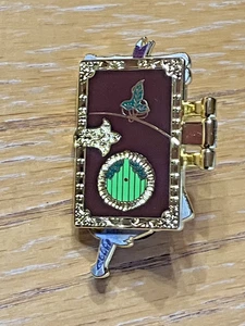 OwlCrate Interaktiver Pin #11/12 BILBO BAGGINS Hin und zurück Hobbit Motiv - Bild 1 von 9