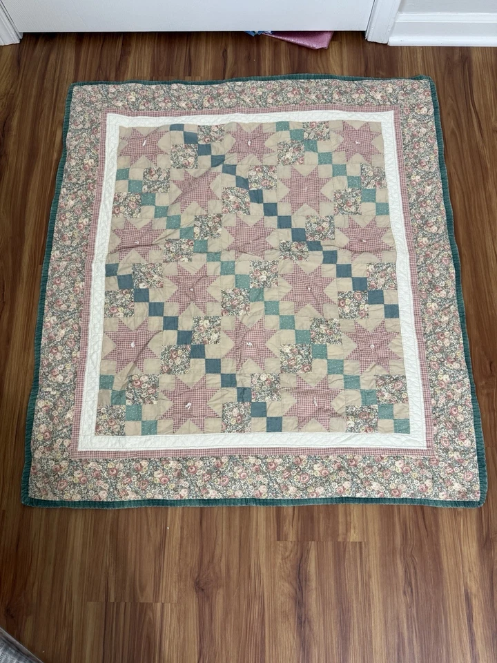 Manta acolchada para bebé 41 x 37 pulgadas rosa y verde casera Cottagecore Foto 1 de 3