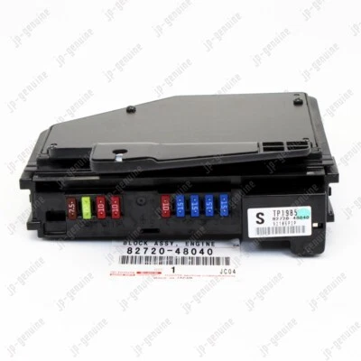 OEM Genuine TOYOTA Highlander 2008-2010 Engine Room Junction Block Assembly -1pc Foto 1 de 4