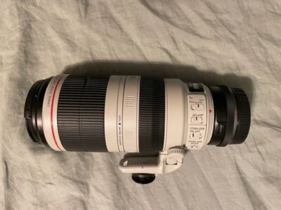 EF 100-400mm F4.5-5.6L IS II USM *includes mirrored adaptor* - Image 1 of 2