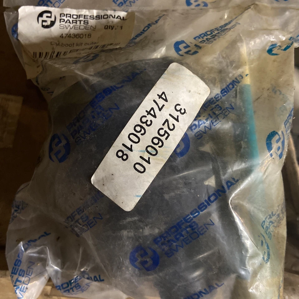 Комплект внешних загрузочных деталей Volvo CV C30 C70 V50 Volvo No 47436018 - Изображение 1 из 1