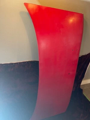 TAPA MALETERO ALFA ROMEO 164 Usado Original Rojo Excelente Estado Foto 1 de 4