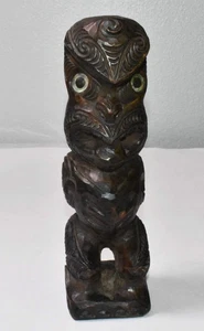 Vintage Tiki Tekoteko Māori Statue Wood Carving from Ropata New Zealand 20th C - Foto 1 di 11